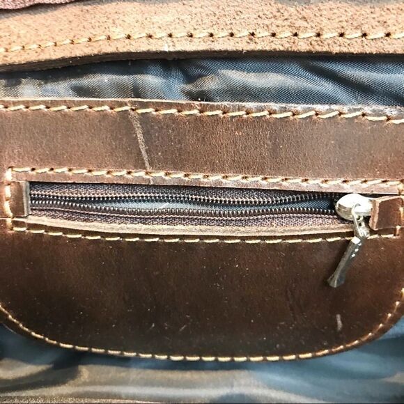 spanish Two Tone Leather Purse - Picture 6 of 8